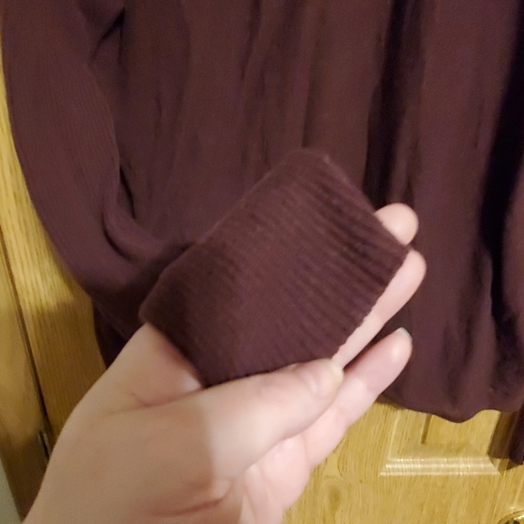 Sweater - Picture 3 of 4